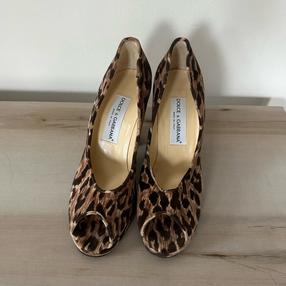 Dolce & Gabbana Leopard Brown Peep-Toe Pumps